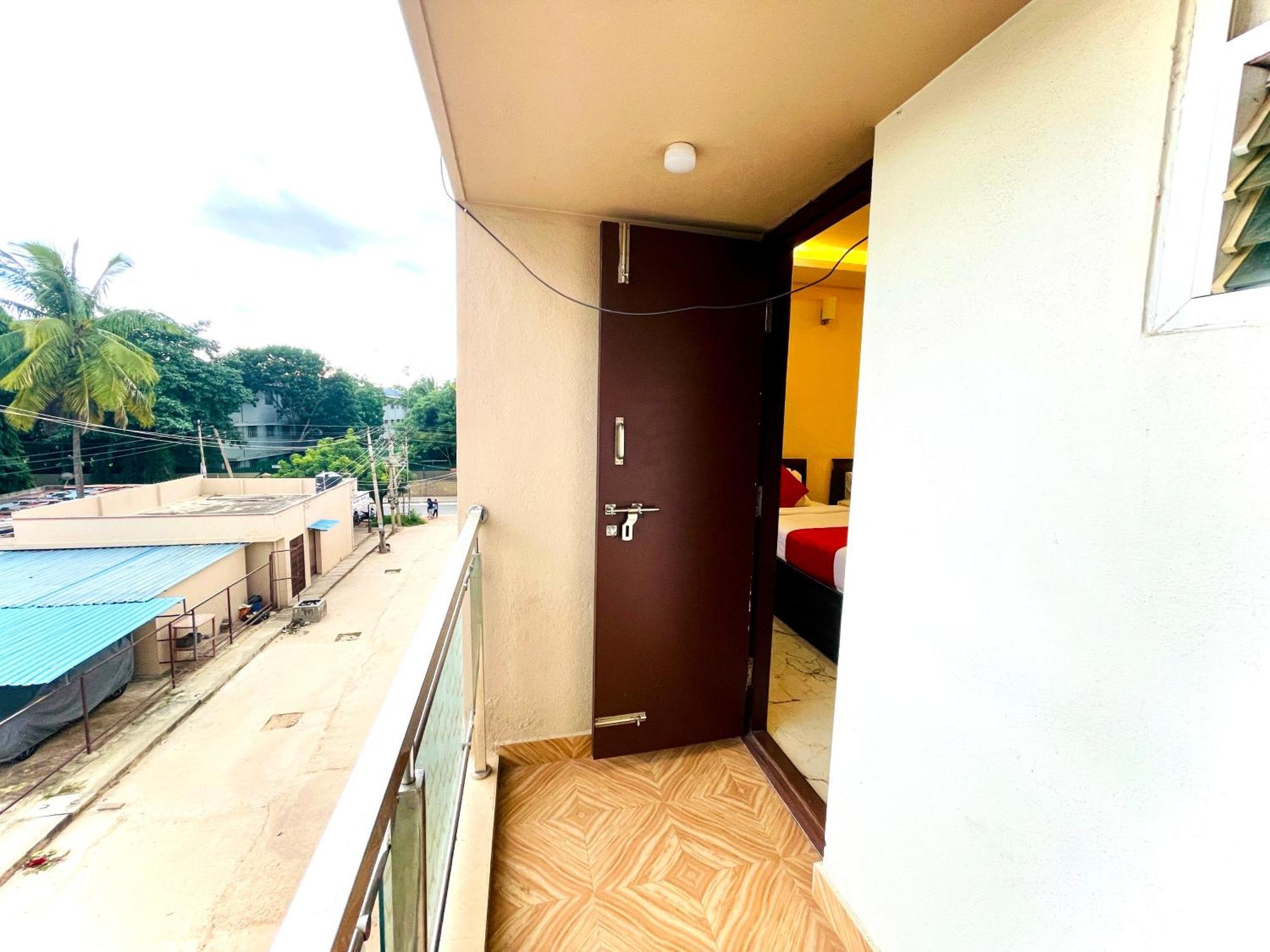 Aura By Agira Hotels Yelahanka Ngoại thất bức ảnh